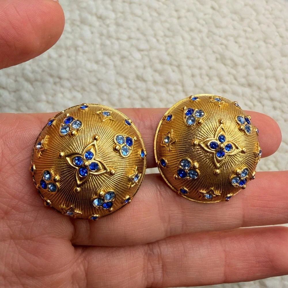 💙✨ Goossens Paris Gold & Blue Crystal Clip-On Earrings💙✨ - Picture 4 of 9